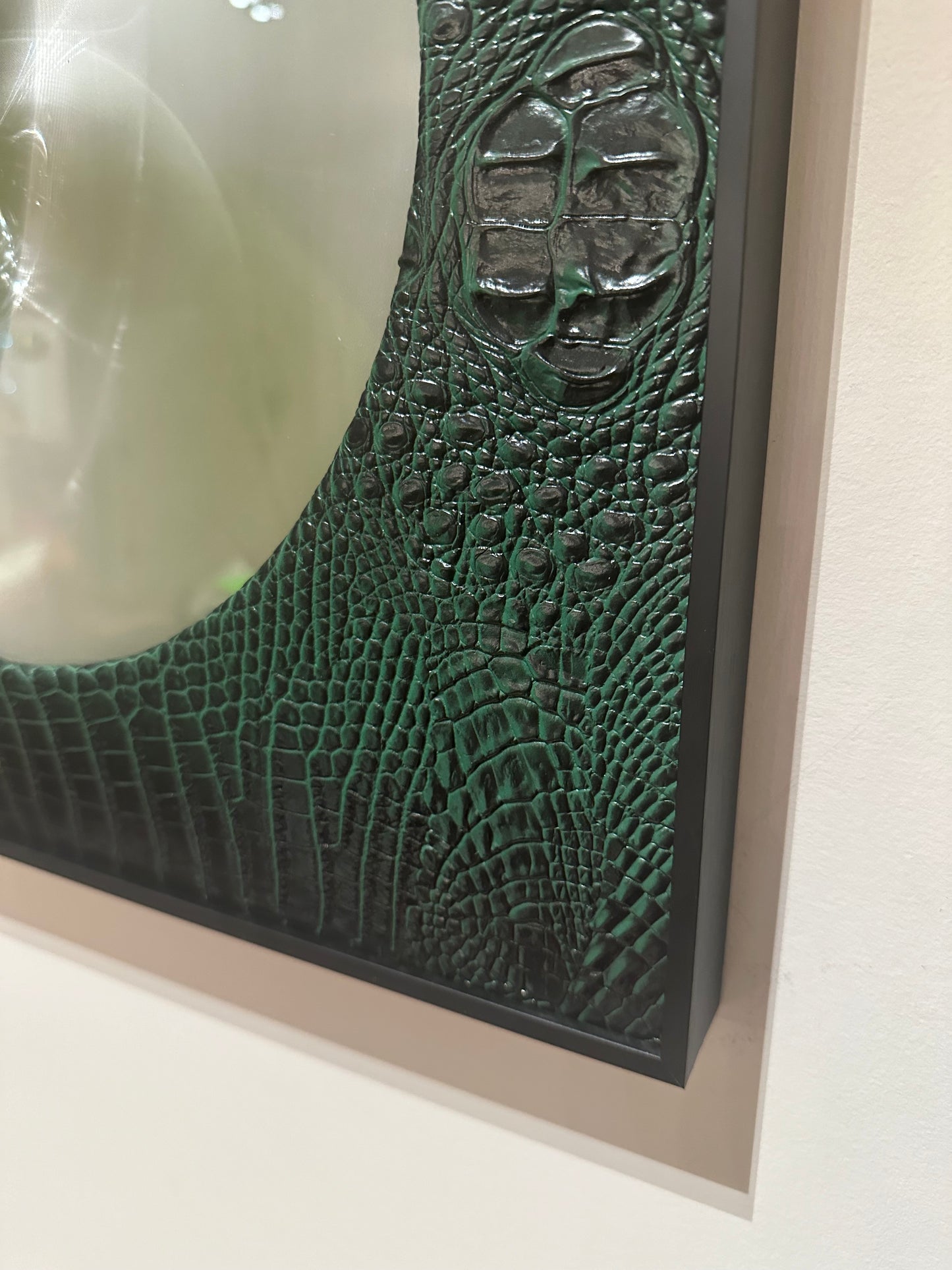Spirit Orb Crocodile Leather Green / Green - Maks Simone