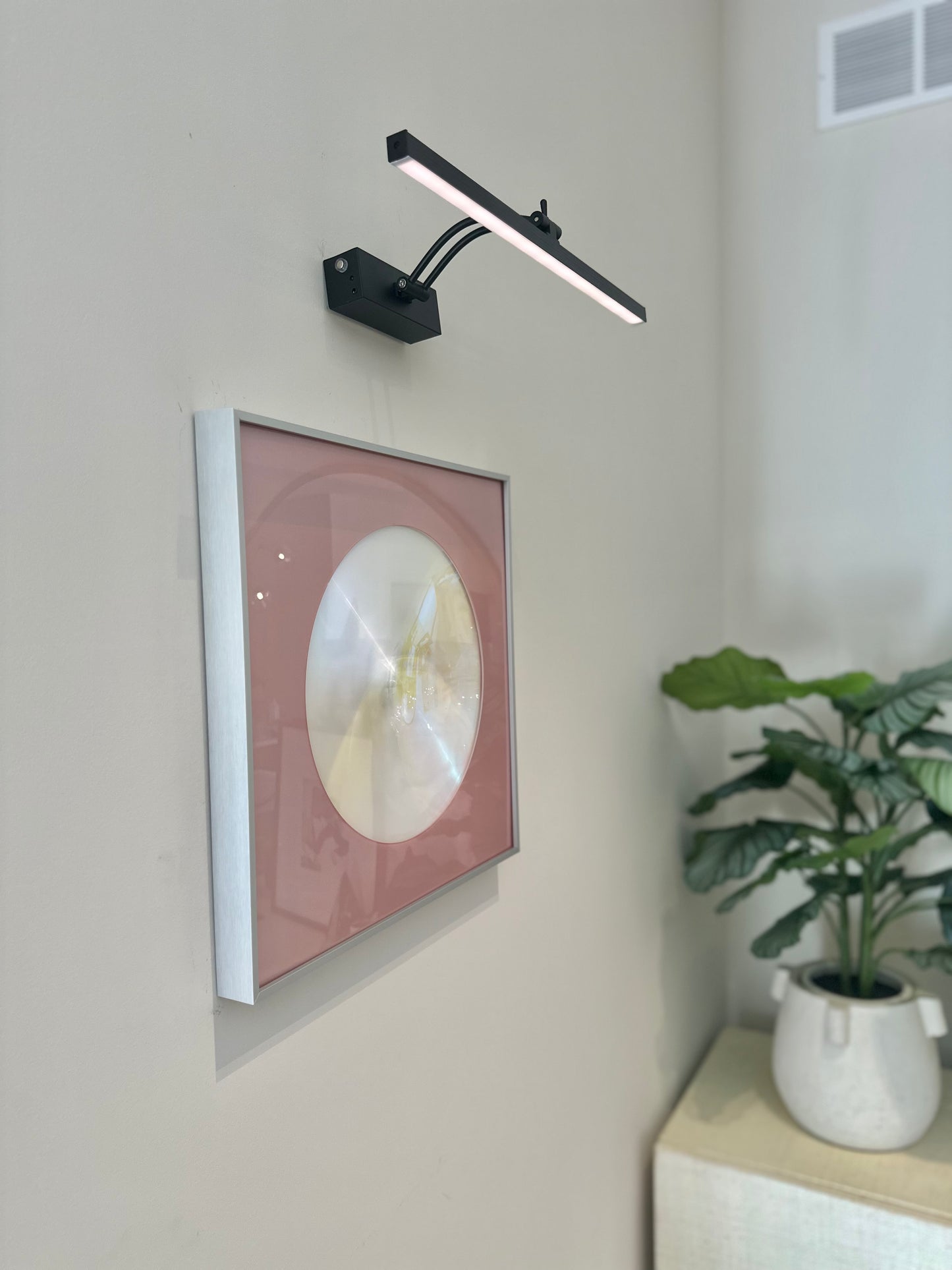 Spirit Orb Pastel Pink / Iridescent Pearl - Maks Simone