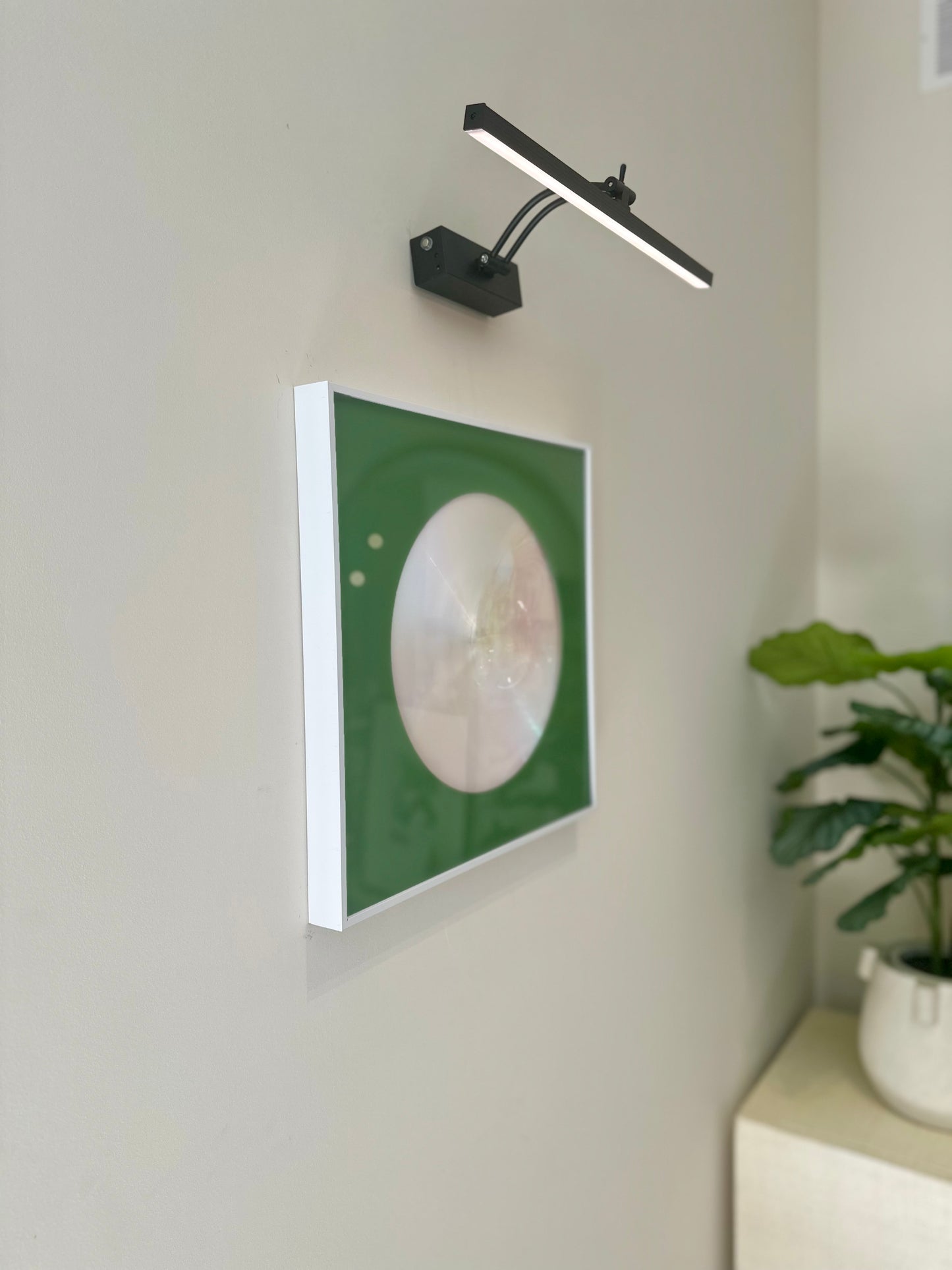 Spirit Orb Spring Green / White Pearl - Maks Simone