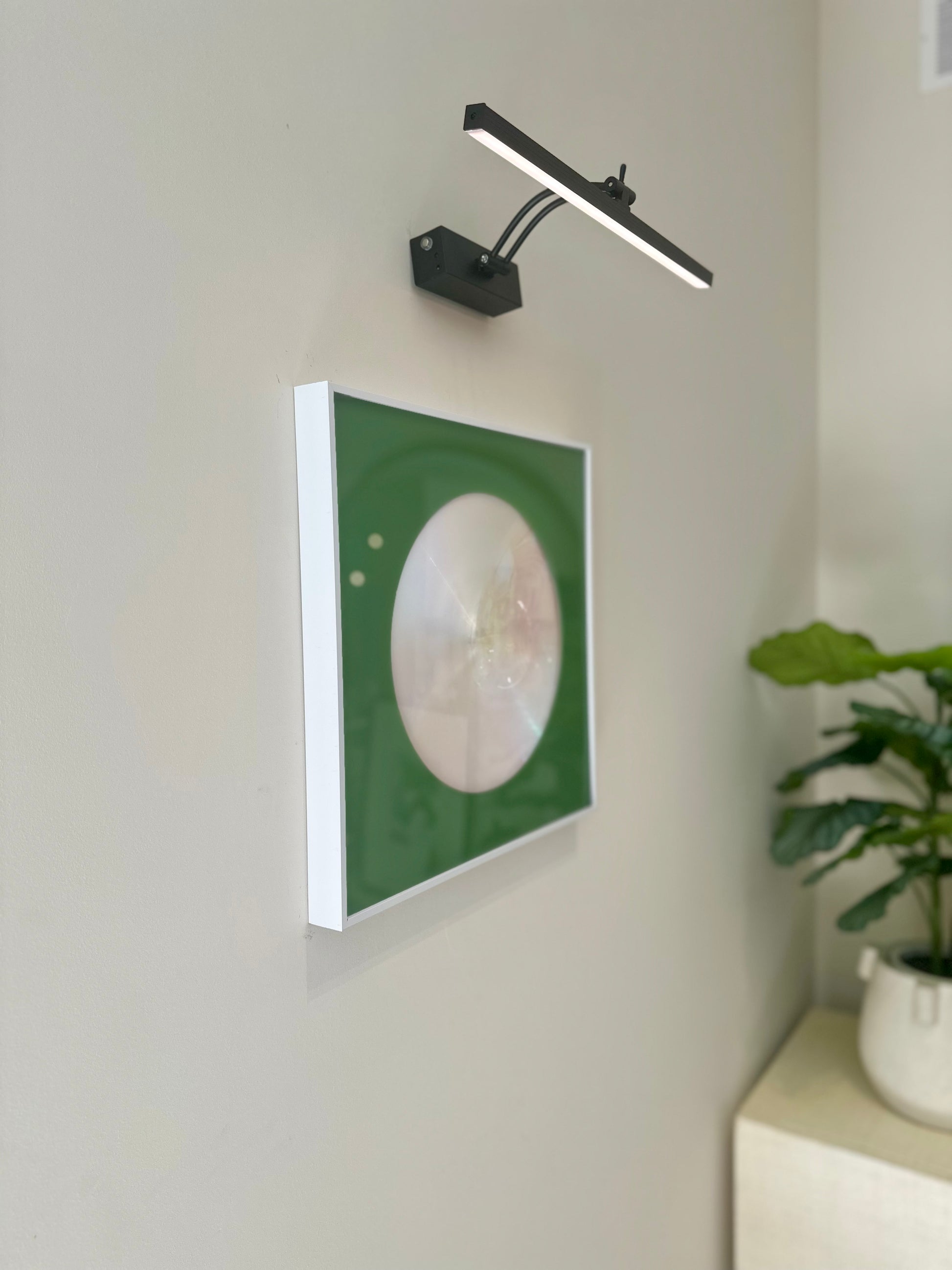 Spirit Orb Spring Green / White Pearl - Maks Simone